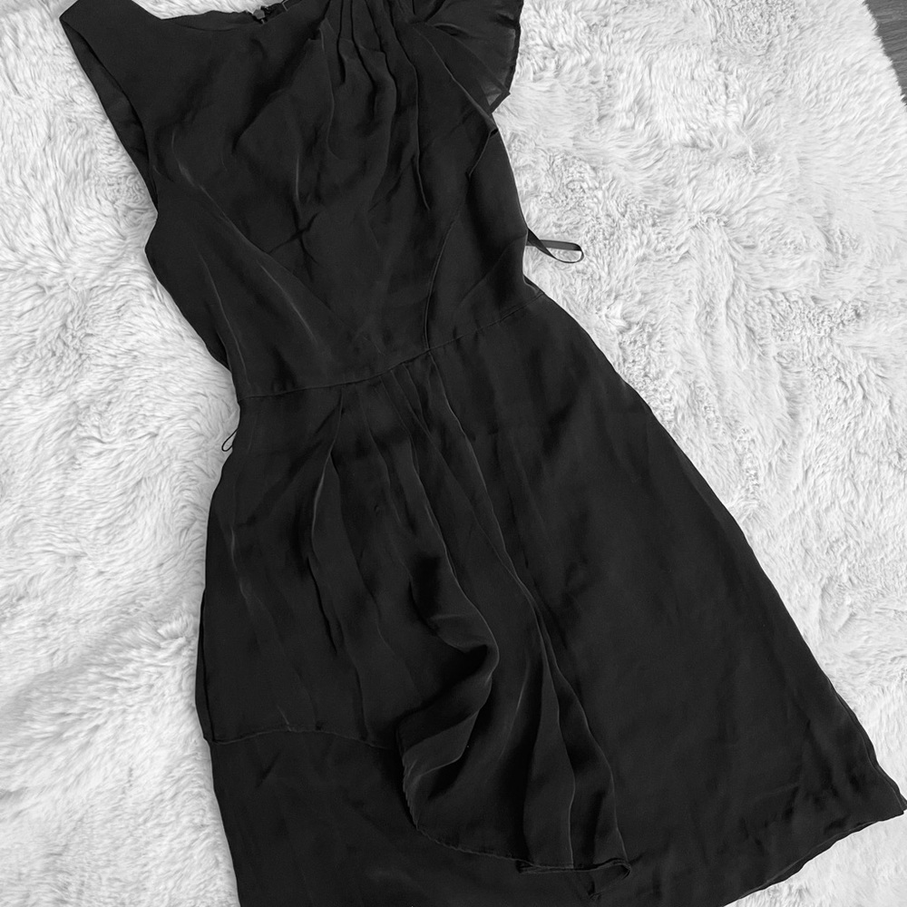 BCBGMaxAzria Black One Shoulder Sheath Dress